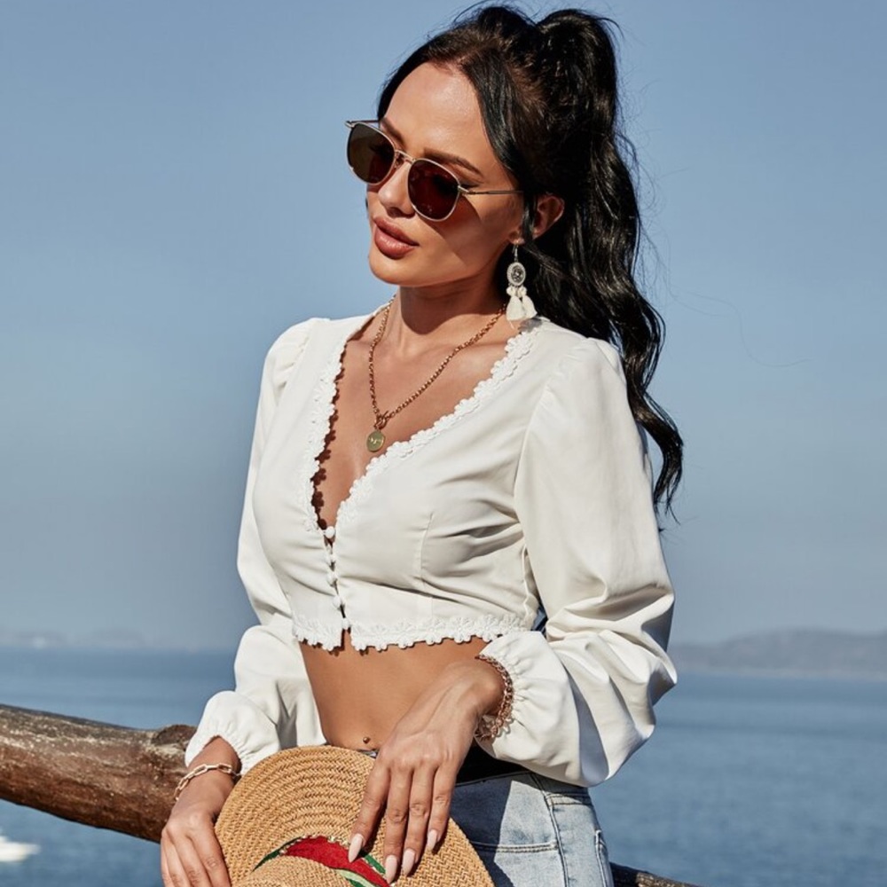 Cropped floral lace long sleeve top